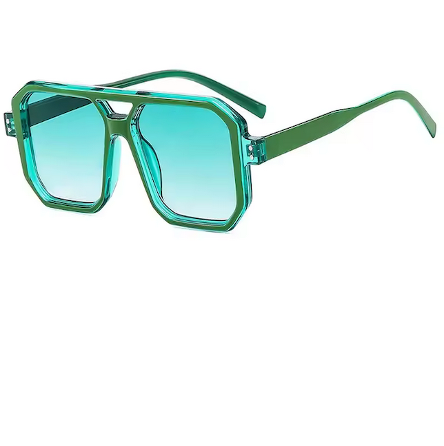 Lunette Punky – Lunettes de soleil carrées au style rebelle et moderne. Verres fumés avec protection UV pour un look audacieux et tendance.