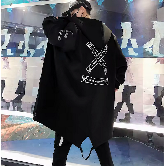 Découvrez la Veste Juku, veste oversize avec graphismes futuristes. Streetwear à son apogée, style urbain affirmé. Disponible en blanc et noir. Livraison rapide.